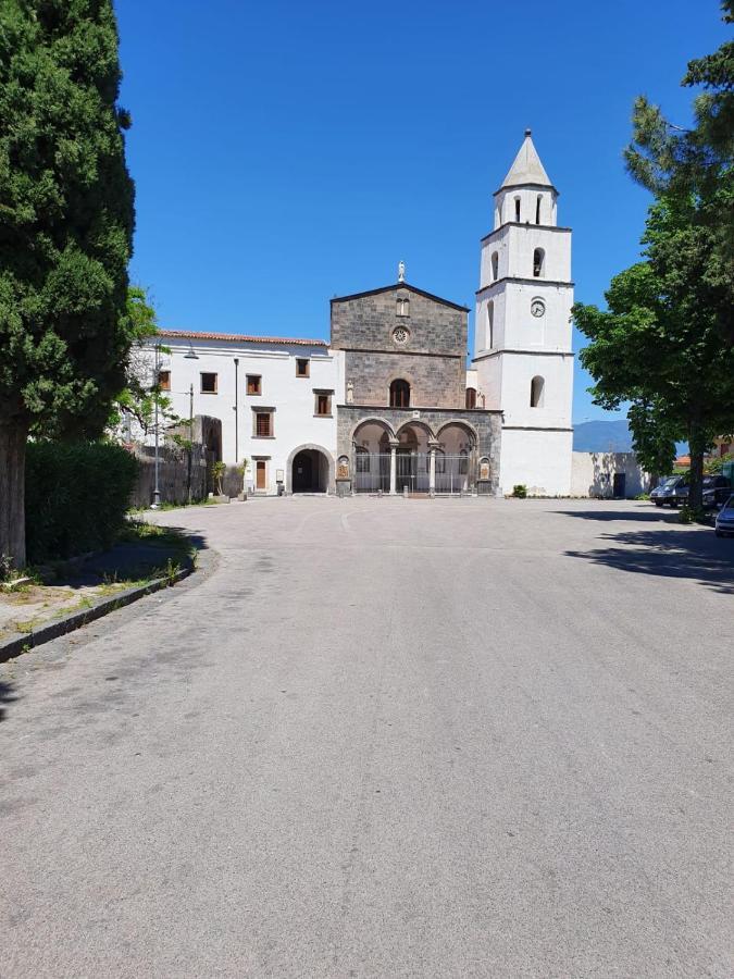 Ospitalita Il Noce Bed & Breakfast Brusciano Luaran gambar