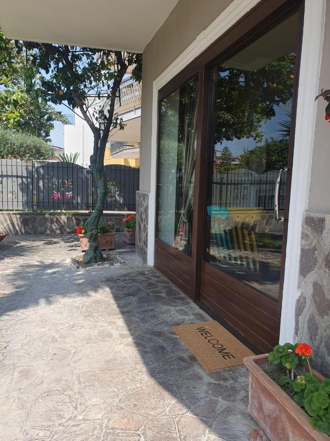Ospitalita Il Noce Bed & Breakfast Brusciano Luaran gambar