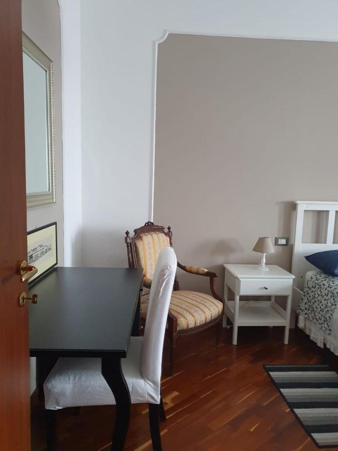 Ospitalita Il Noce Bed & Breakfast Brusciano Luaran gambar