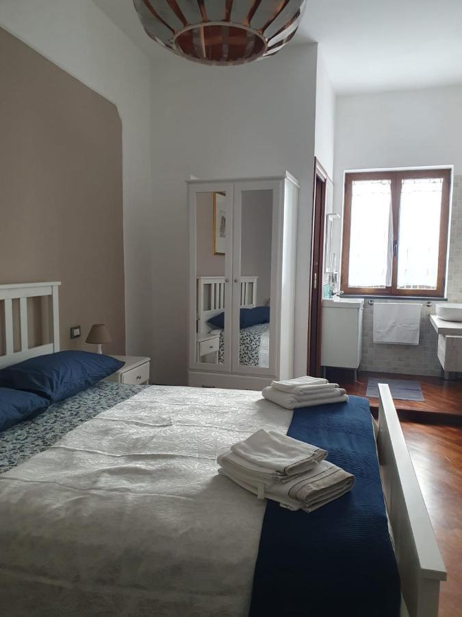 Ospitalita Il Noce Bed & Breakfast Brusciano Luaran gambar