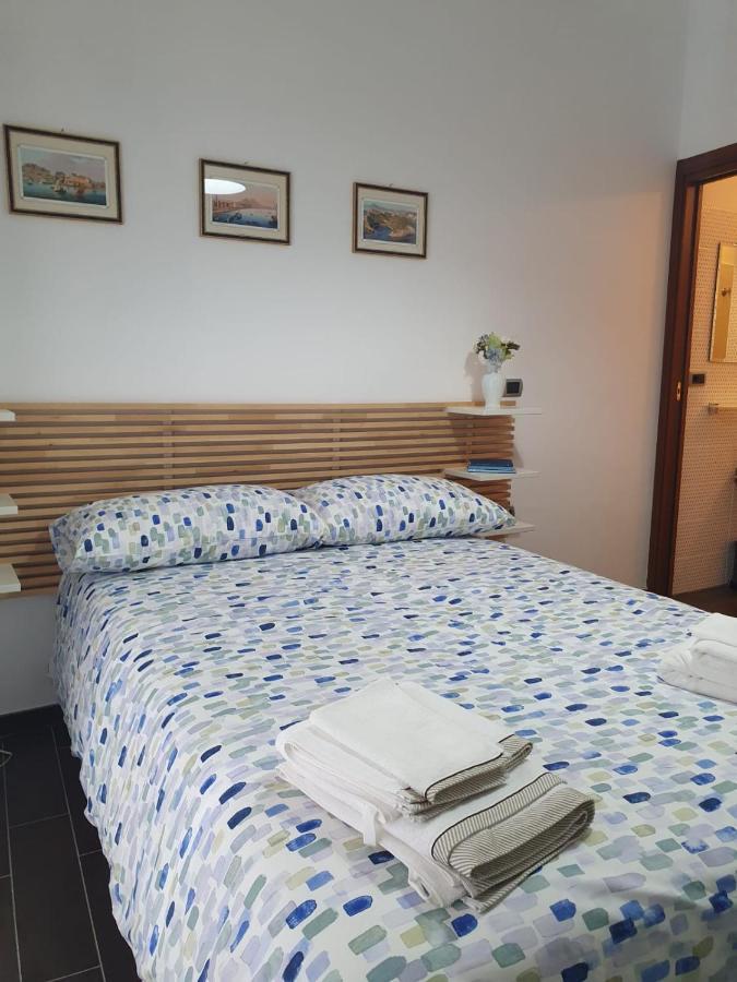 Ospitalita Il Noce Bed & Breakfast Brusciano Luaran gambar