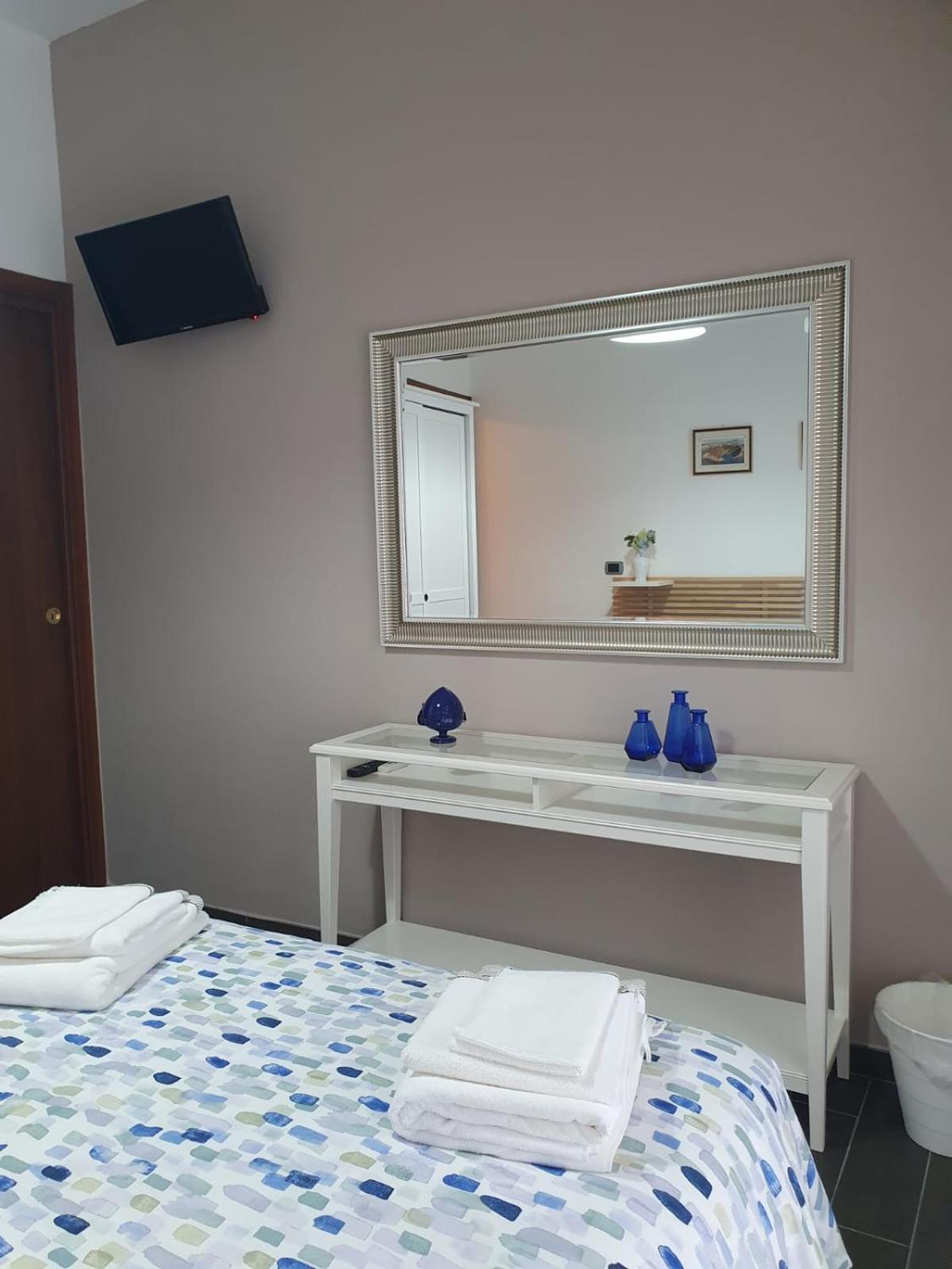 Ospitalita Il Noce Bed & Breakfast Brusciano Luaran gambar